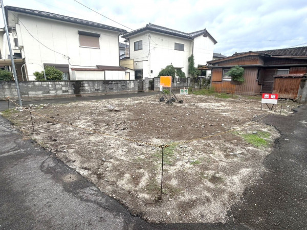 甲斐市万才、土地の画像です