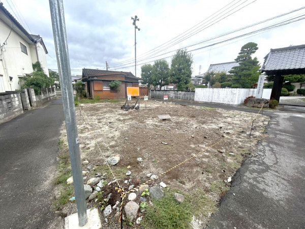 甲斐市万才、土地の画像です