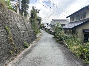 甲府市小松町、土地の画像です