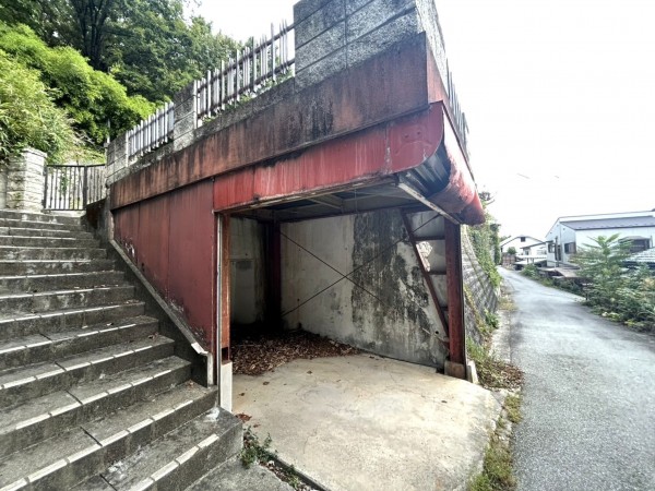 甲府市小松町、土地の画像です