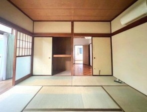 甲府市西田町、中古一戸建ての画像です