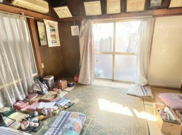 甲府市下飯田、中古一戸建ての画像です