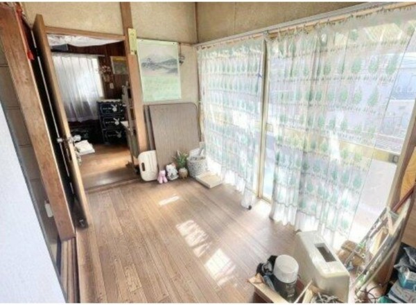 甲府市下飯田、中古一戸建ての画像です