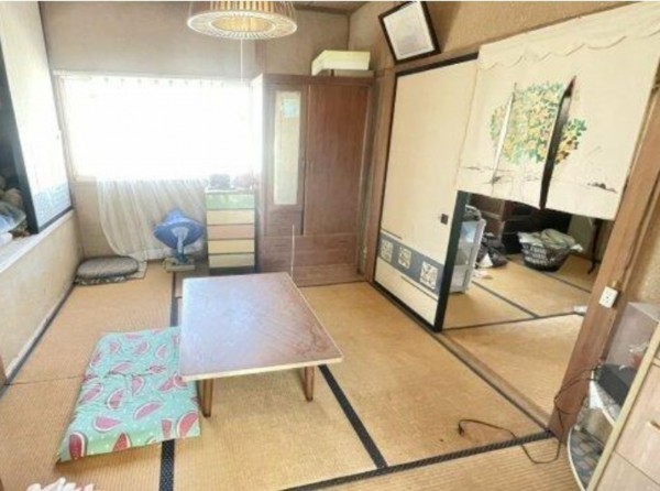 甲府市下飯田、中古一戸建ての画像です