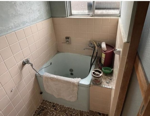 甲斐市竜王新町、中古一戸建ての画像です