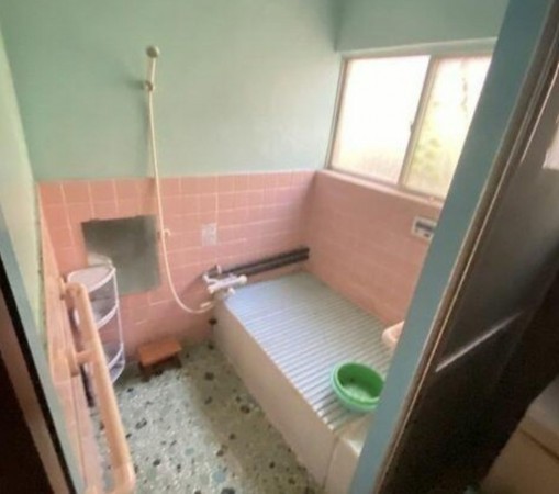 甲府市山宮町、中古一戸建ての画像です