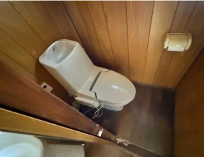 甲府市中小河原町、中古一戸建ての画像です