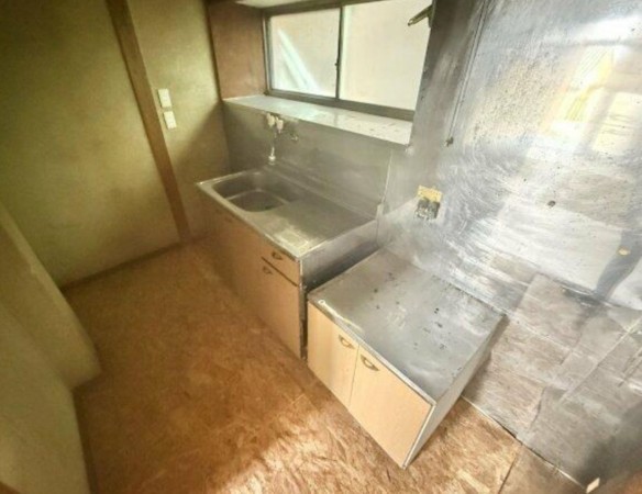 甲府市羽黒町、中古一戸建ての画像です