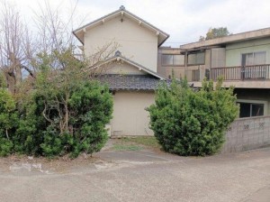 甲斐市宇津谷、中古一戸建ての画像です