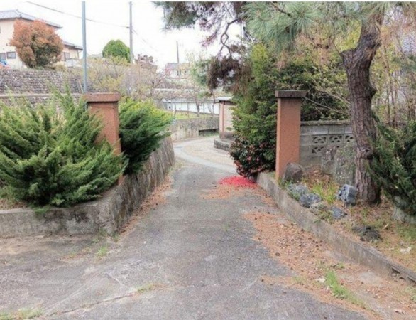 甲斐市宇津谷、中古一戸建ての画像です