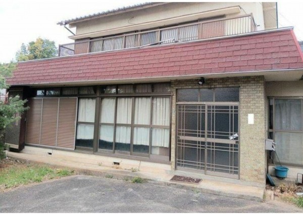 甲斐市宇津谷、中古一戸建ての画像です