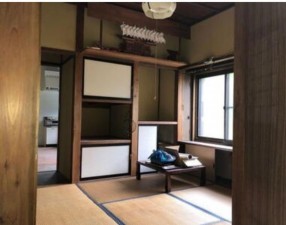 甲府市古府中町、中古一戸建ての画像です