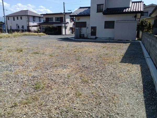 甲府市東光寺、土地の画像です