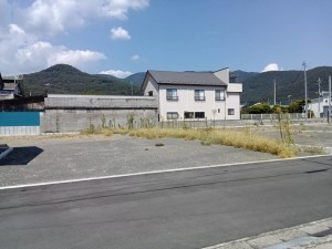 甲府市東光寺、土地の画像です