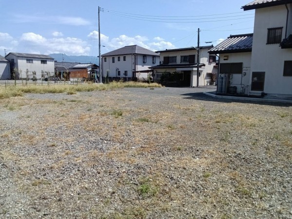 甲府市東光寺、土地の画像です