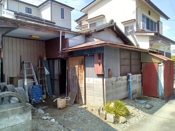 甲府市朝気、土地の画像です