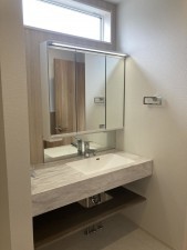 甲府市上今井町、新築一戸建ての画像です