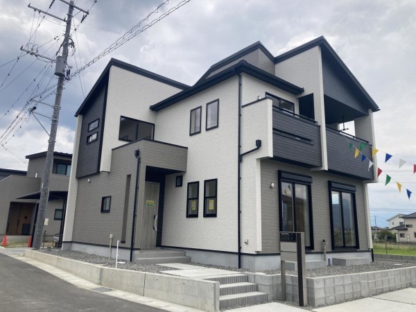 甲府市上今井町、新築一戸建ての画像です