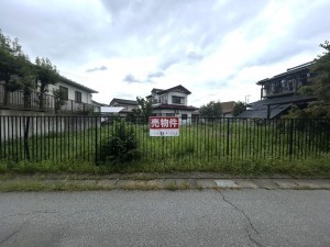 甲府市国母、土地の画像です