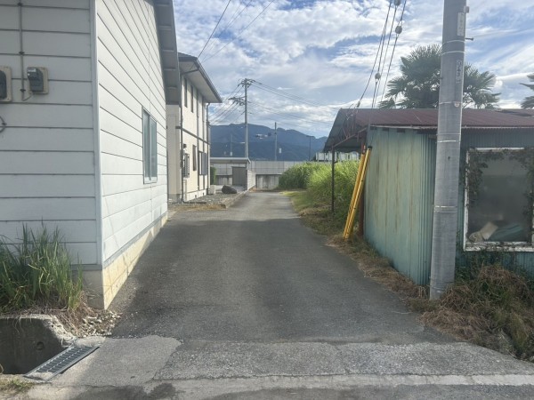 中央市乙黒、土地の画像です