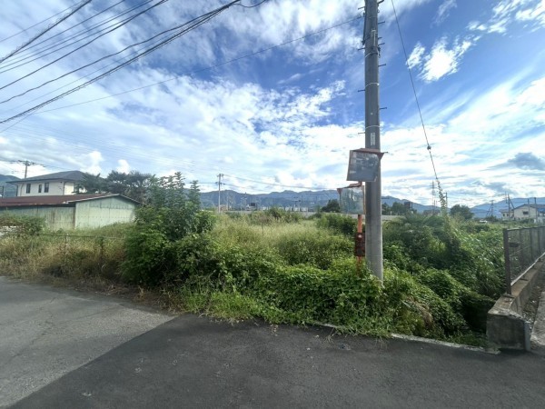 中央市乙黒、土地の画像です