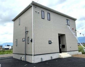 甲斐市篠原、新築一戸建ての画像です