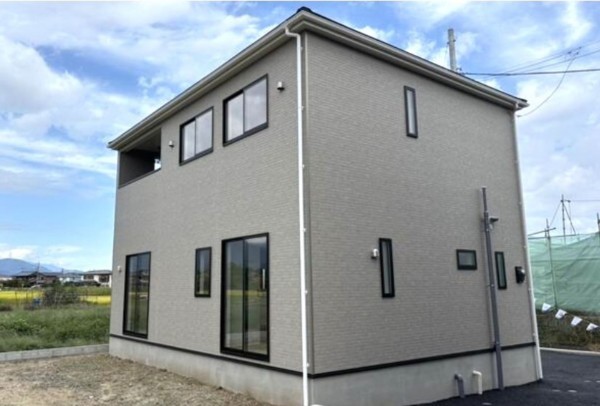 甲斐市篠原、新築一戸建ての画像です