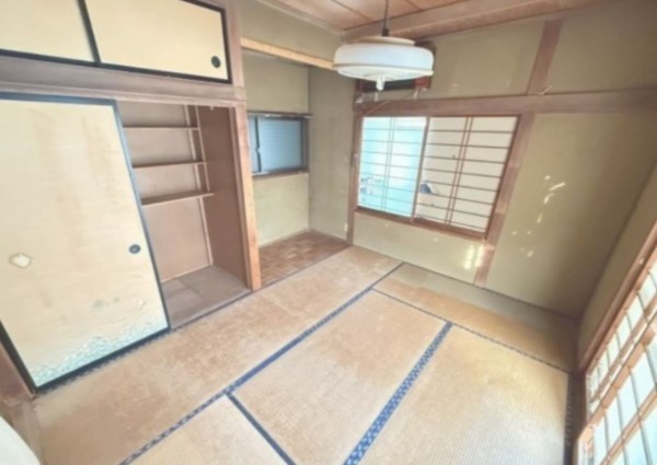 甲府市里吉、中古一戸建ての画像です