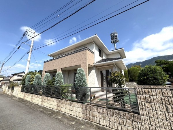 甲府市横根町、中古一戸建ての画像です