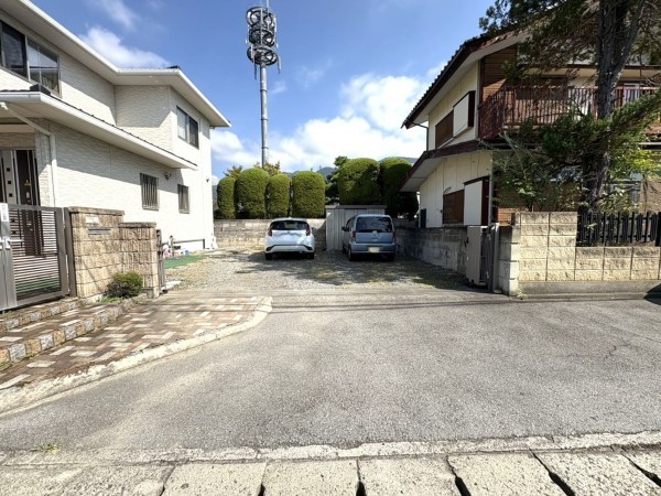 甲府市横根町、中古一戸建ての画像です
