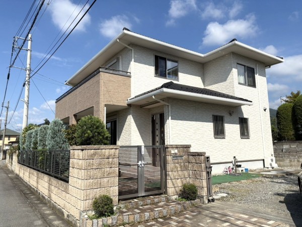 甲府市横根町、中古一戸建ての画像です