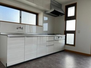 甲府市塩部、中古一戸建ての画像です