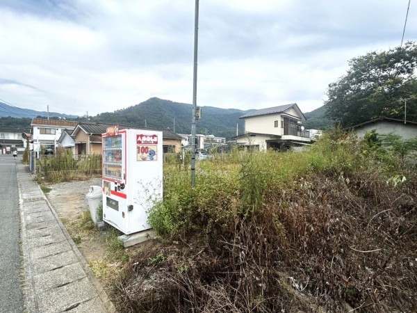 甲府市古府中町、土地の画像です