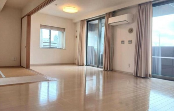 甲府市丸の内、マンションの画像です