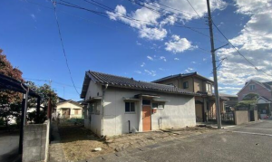 甲斐市万才、中古一戸建ての画像です