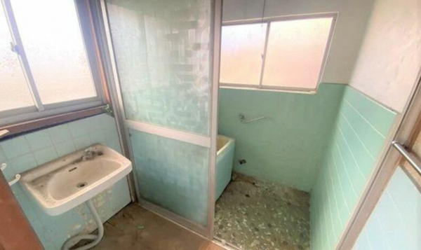 甲斐市万才、中古一戸建ての画像です