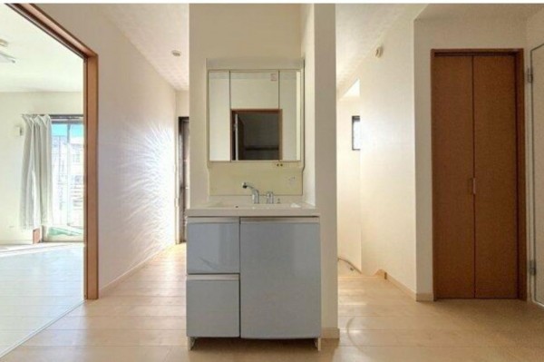 甲府市朝日、中古一戸建ての画像です