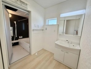 甲斐市竜王、新築一戸建ての画像です