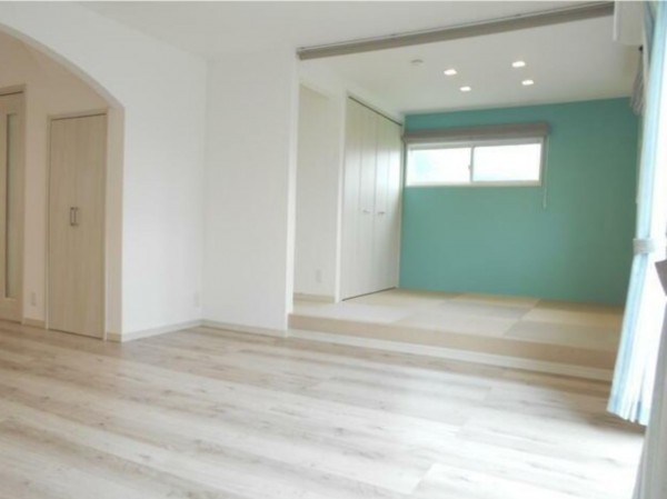 甲府市羽黒町、中古一戸建ての画像です