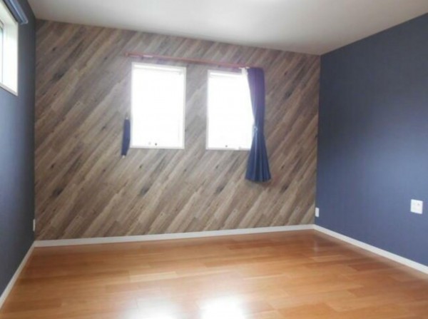 甲府市羽黒町、中古一戸建ての画像です