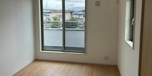 甲斐市篠原、中古一戸建ての画像です