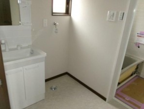 甲府市下向山町、中古一戸建ての画像です