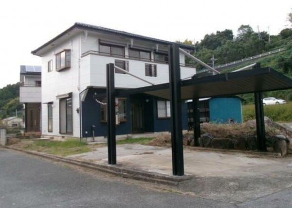 甲府市下向山町、中古一戸建ての画像です