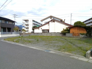 甲斐市中下条、土地の画像です