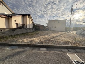 甲斐市中下条、土地の画像です