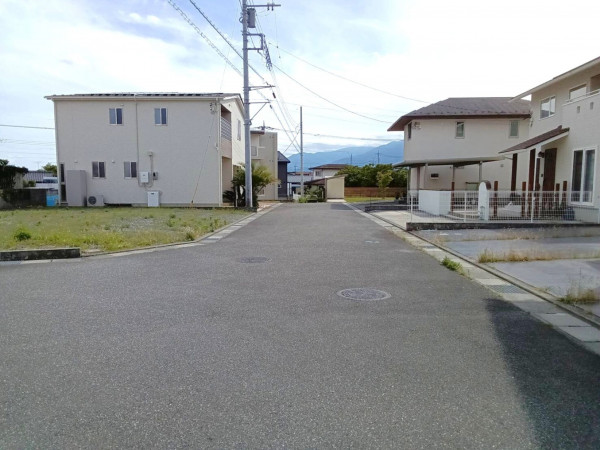 甲斐市中下条、土地の画像です