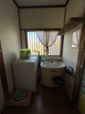 甲斐市岩森、中古一戸建ての画像です