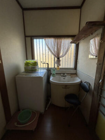 甲斐市岩森、中古一戸建ての画像です