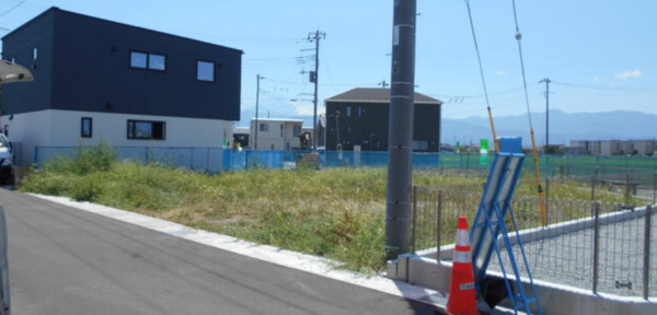中巨摩郡昭和町西条、土地の画像です