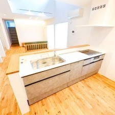 甲斐市西八幡、新築一戸建ての画像です